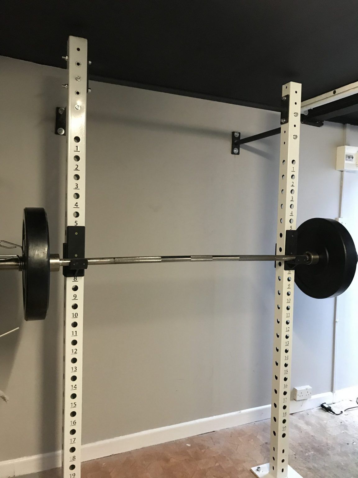 Power Rack wall mounted Squat Rack Exercise Equipment